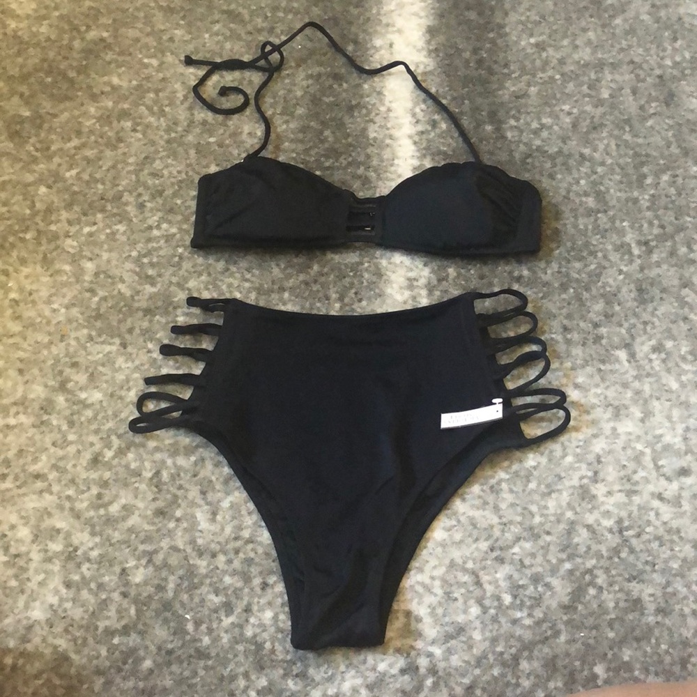 Victoria’s Secret Blk Halter neck two piece bikini